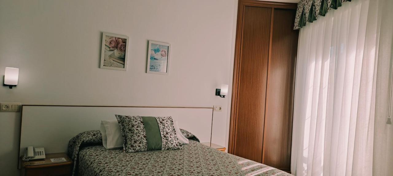 Hotel Grove O Grove Esterno foto